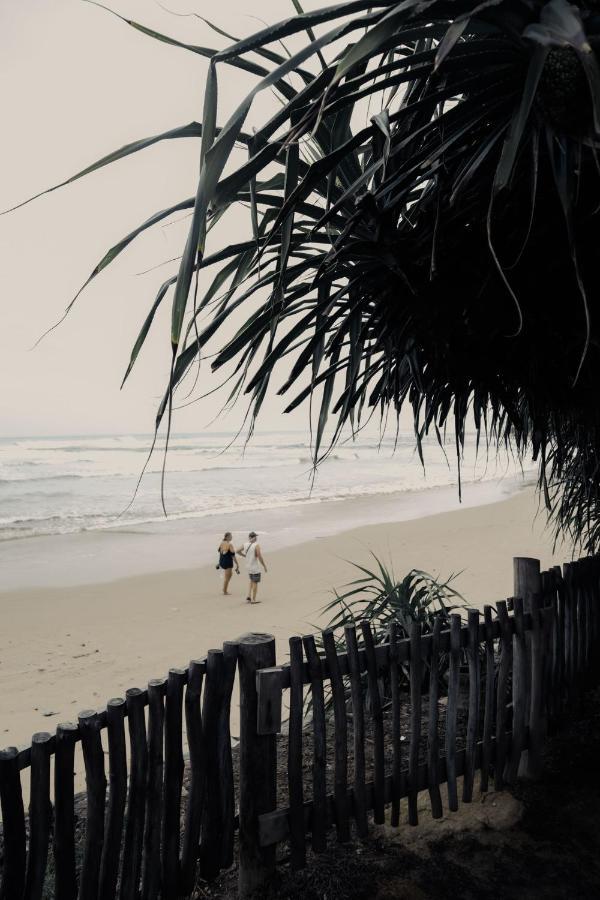Hotel New- Gitano Surf Beachfront Ahangama Exterior foto